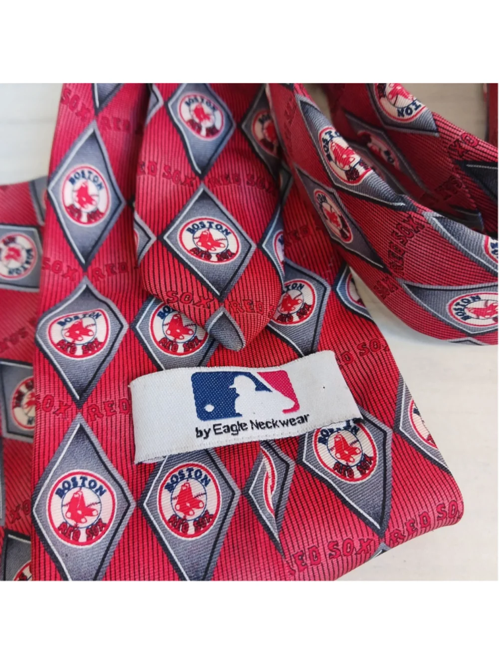 Boston Red Sox Baseball MLB 100% Silk Neck Tie Red Blue Diamond Design Logo
